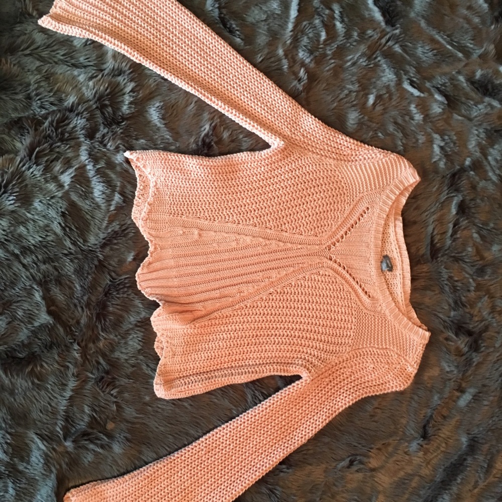 Aeries light pink crop sweater